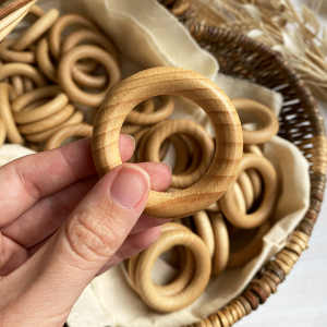 Runder Ring – poliertes Buchenholz
