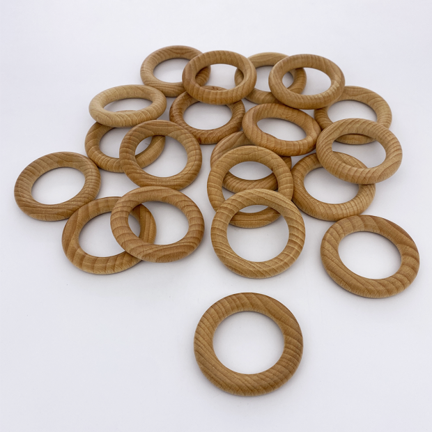 Anello rotondo - legno di faggio lucidato