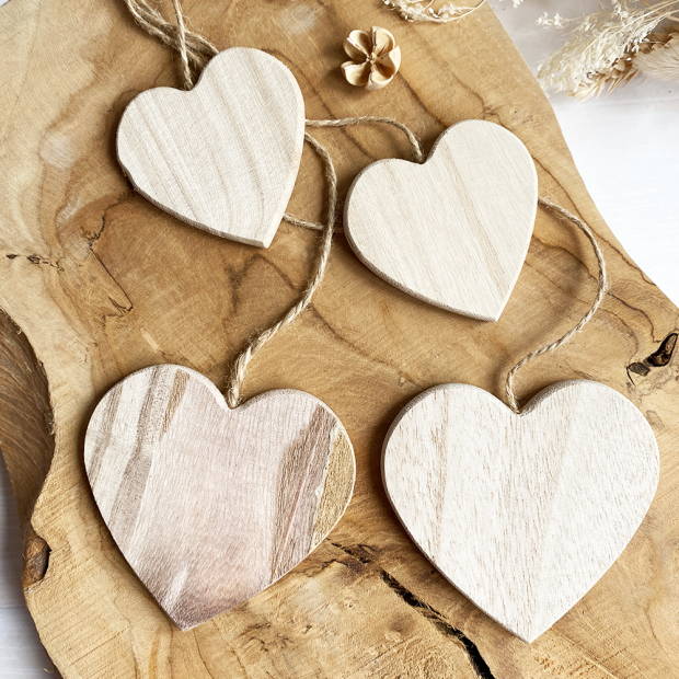 Cuori in legno - Set da 4