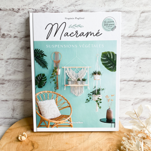 Livro - Suportes suspensos para plantas em macramé