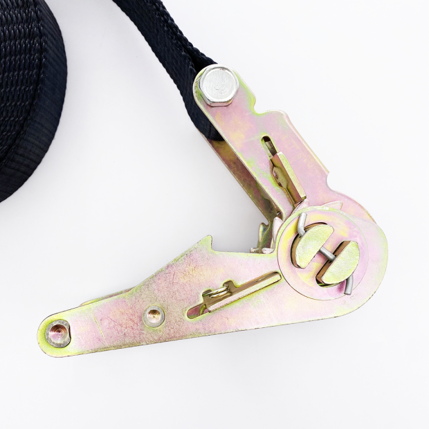 Ratchet luggage strap