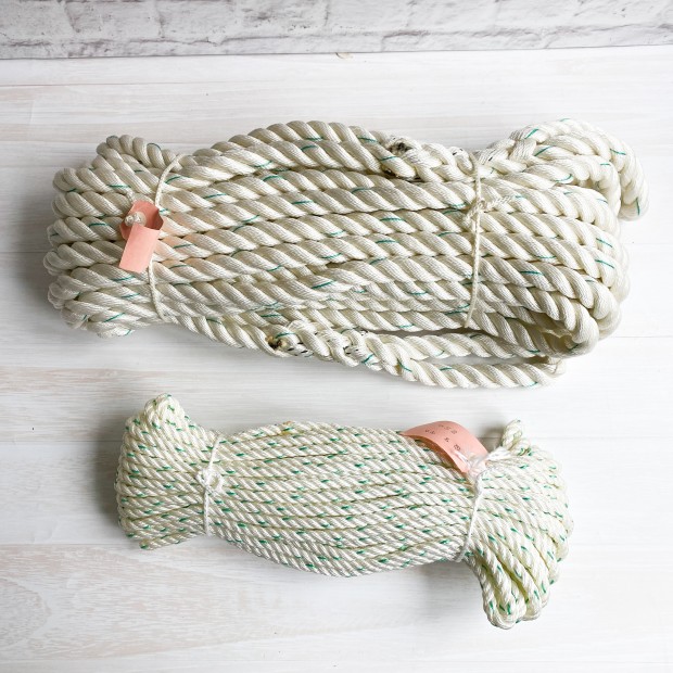Nylon rope with splices