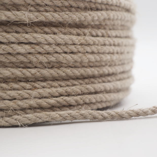 Unpolished hemp rope