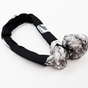 Textile shackle dyneema