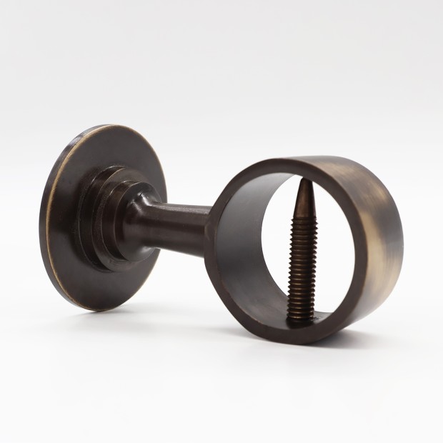 Wall mount ring for rope