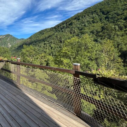 Le filet garde-corps : sécuriser les espaces avec style
