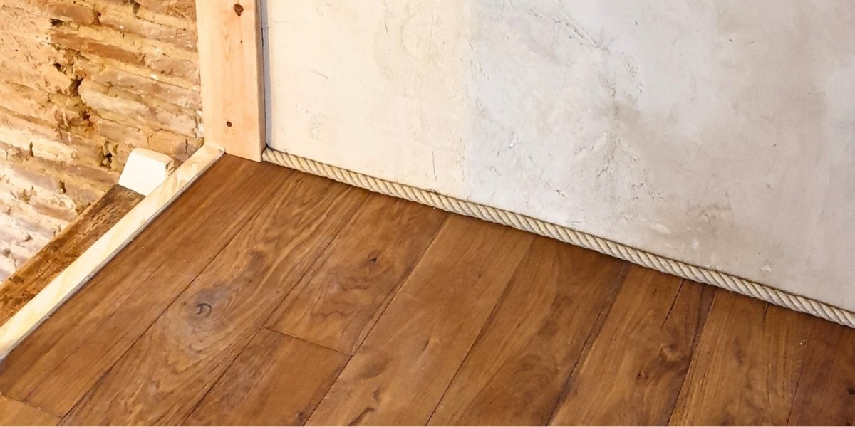 Skirting board