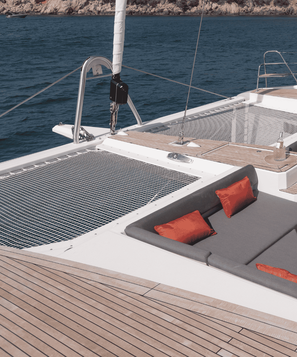 Trampoline catamaran