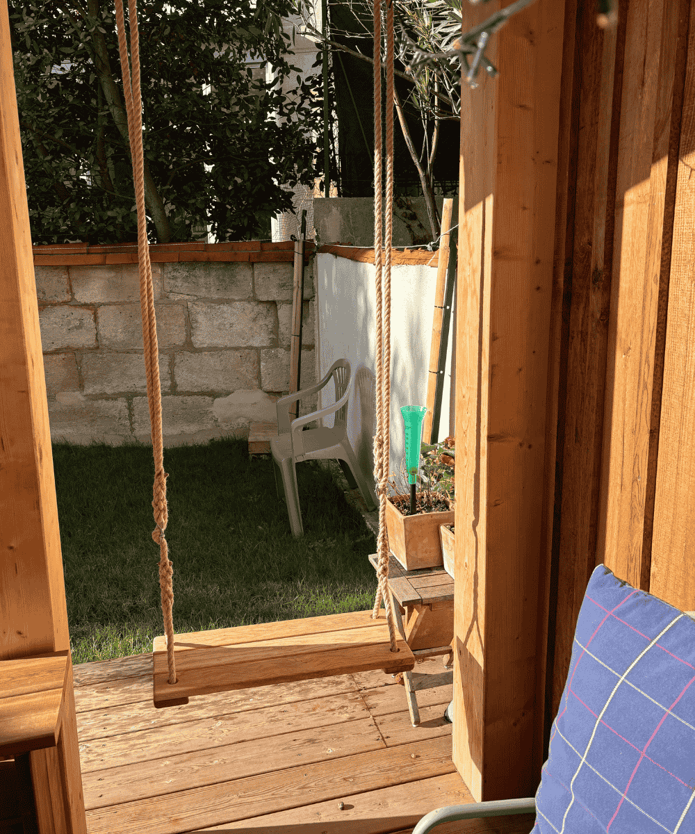 Balançoire bois terrasse