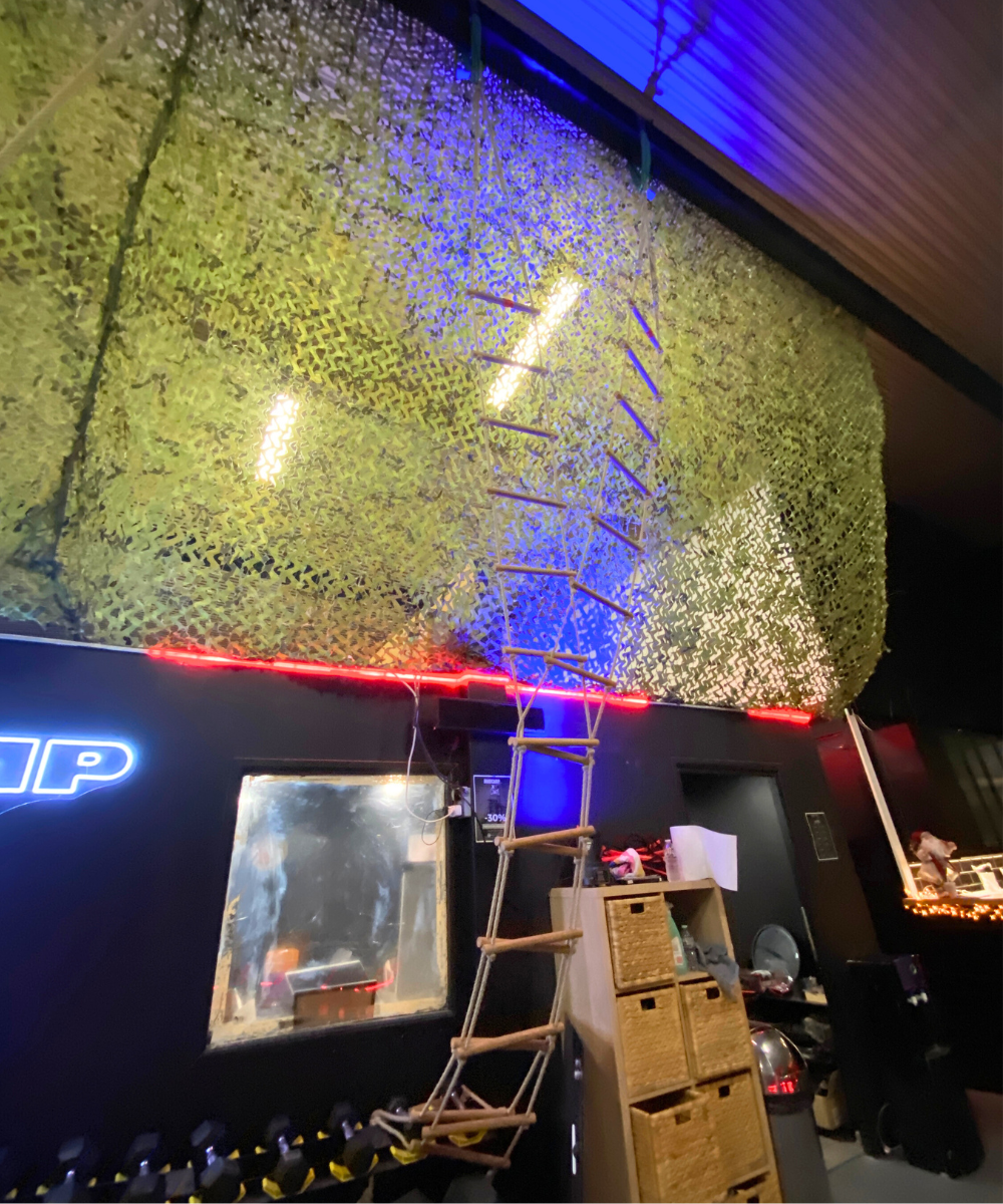 Echelle de corde en bois  Salle de sport